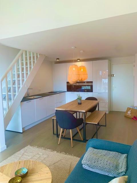 Saint-Raphaël La Belle Vue-Charming Duplex Apartment With Sea View, 50 Meters From Beach And Private Parking מראה חיצוני תמונה