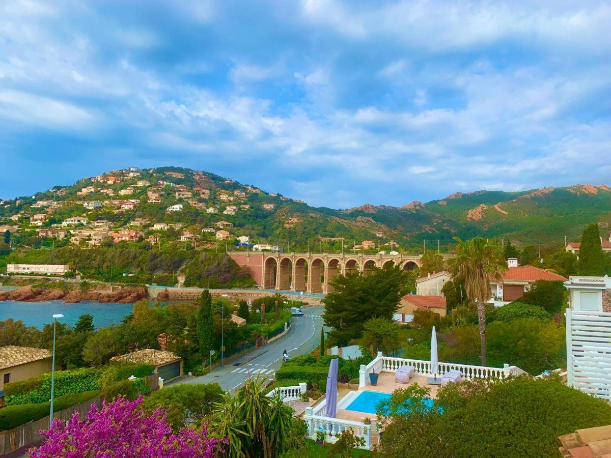 Saint-Raphaël La Belle Vue-Charming Duplex Apartment With Sea View, 50 Meters From Beach And Private Parking מראה חיצוני תמונה
